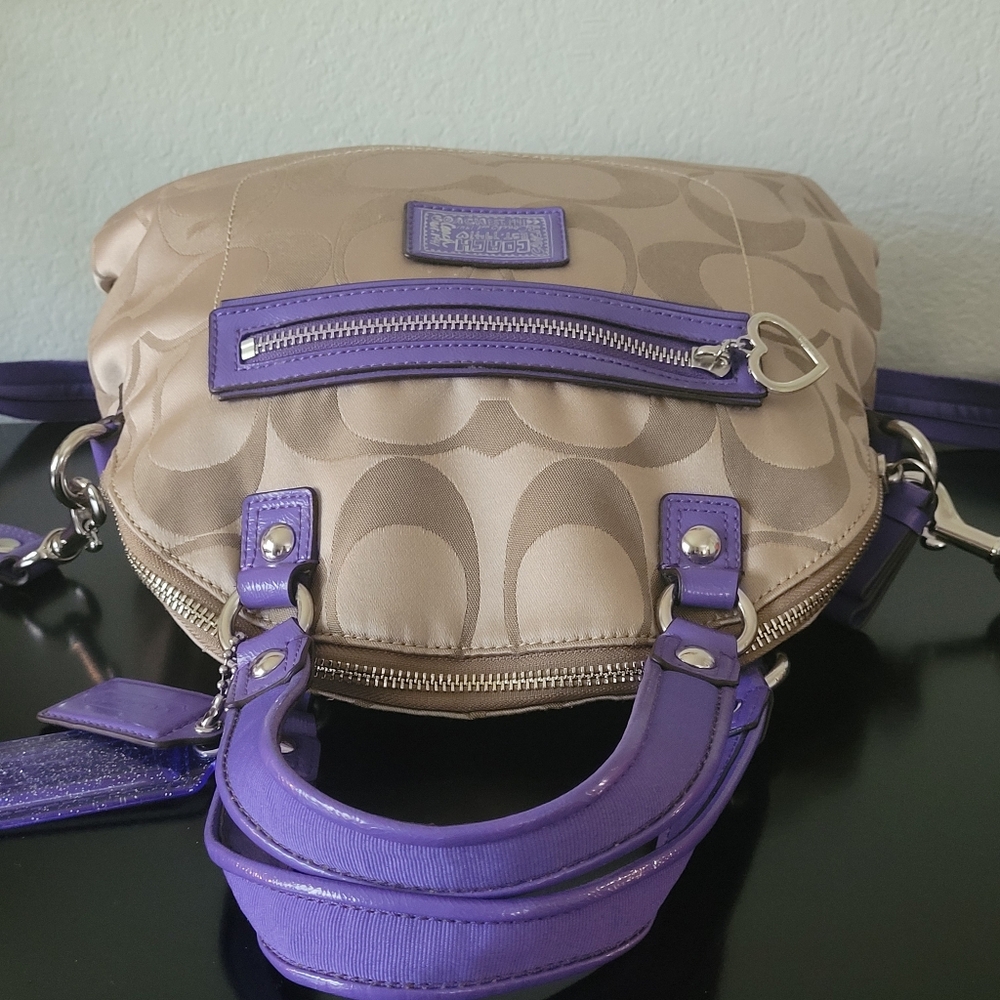Coach Poppy Signature C Crossbody Bag - Picture 13 of 15